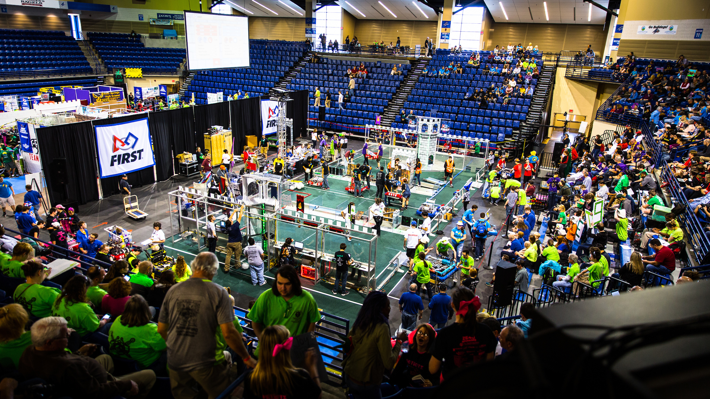 845A5094 The Sherill Center during the Robotics state championship