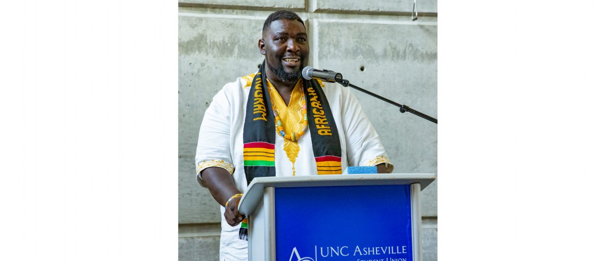 Agya Boakye-Boaten speaking.