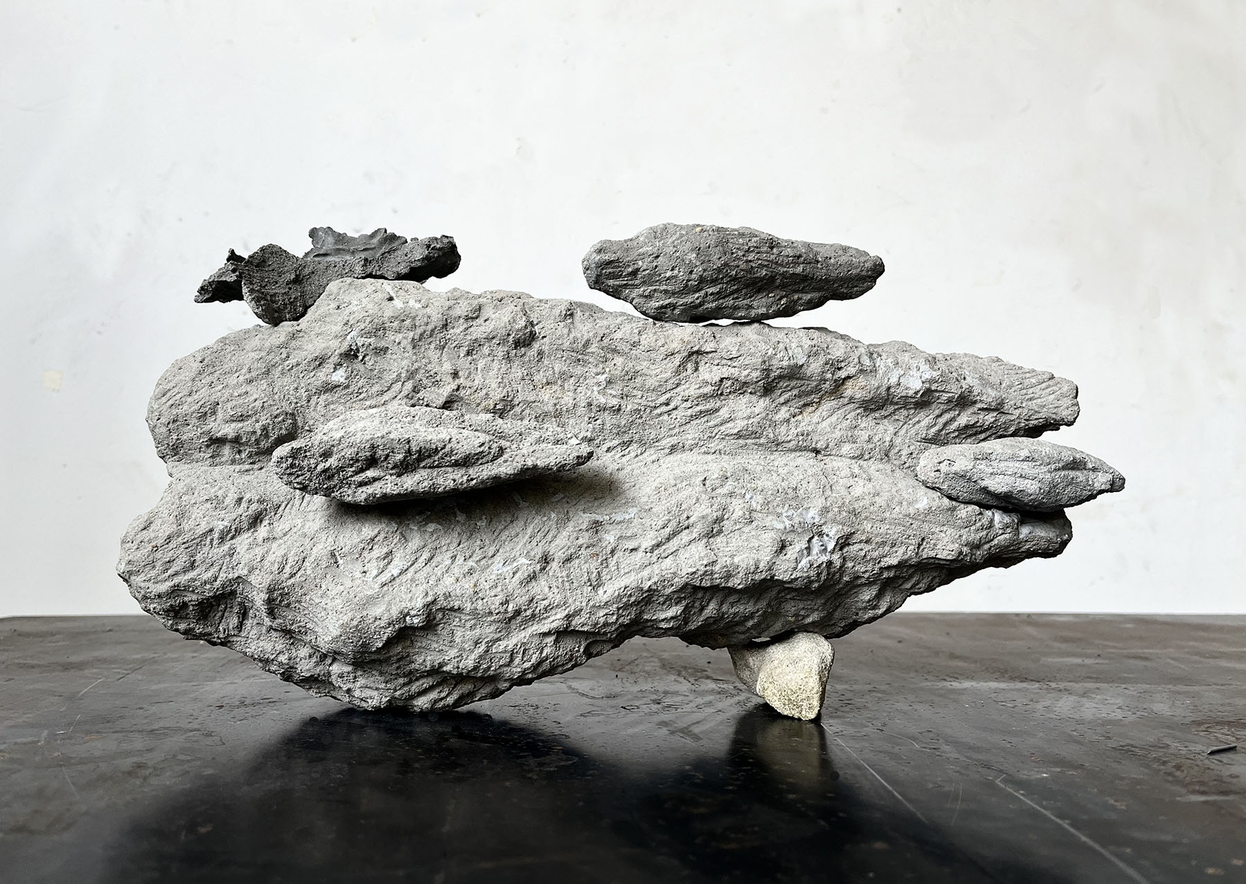 Ledelle Moe sculpture.